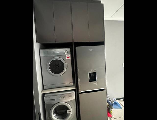 2 BEDROOM APARTMENT FOR SALE IN GREENSTONE HILL